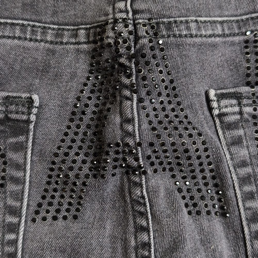 Good American size 14/32 Black Good Waist Skinny Jeans with Rhinestone BAD - Picture 9 of 13